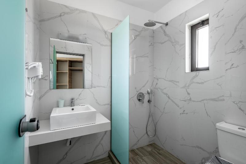 Superior Double Room image 1