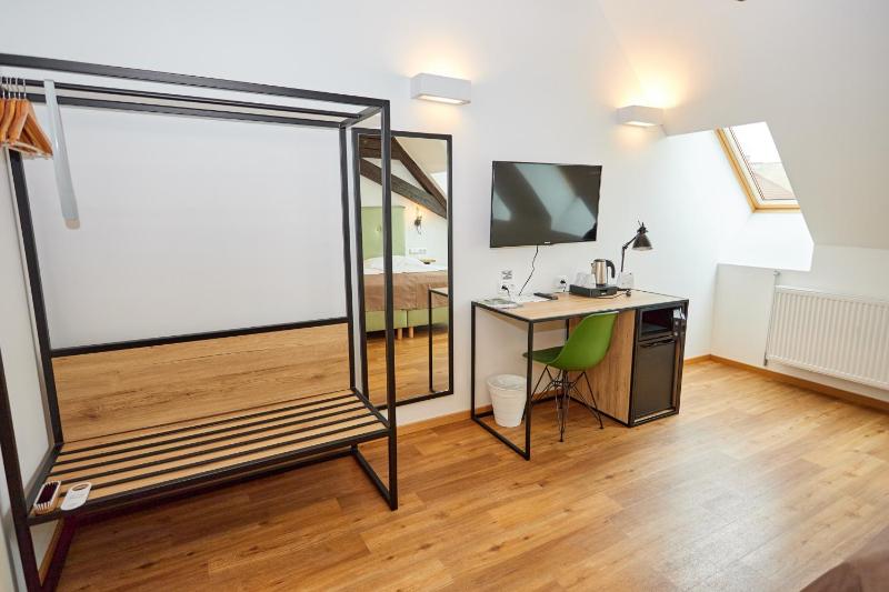 Rooftop Double Room image 3