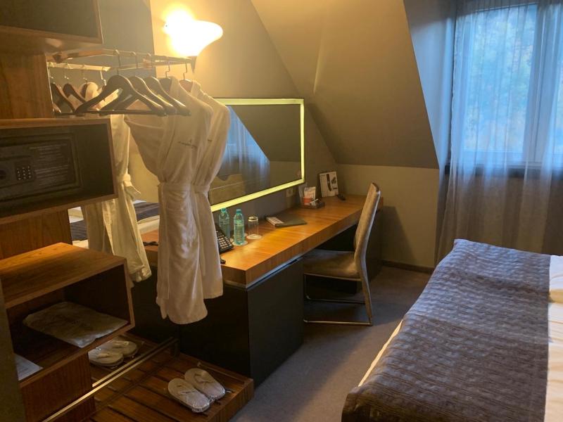 Superior Double Room with Free Parking image 4