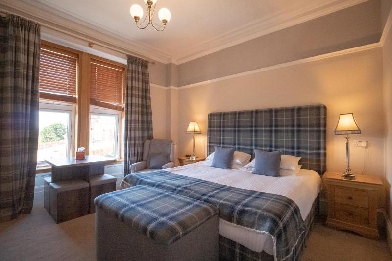Deluxe Double Room with Castle View image 3