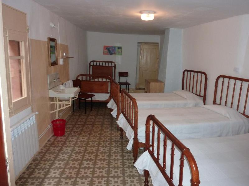 Family Room with Shared Bathroom image 3
