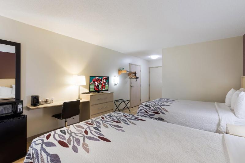 Deluxe Room with Two Double Beds Non-Smoking image 4