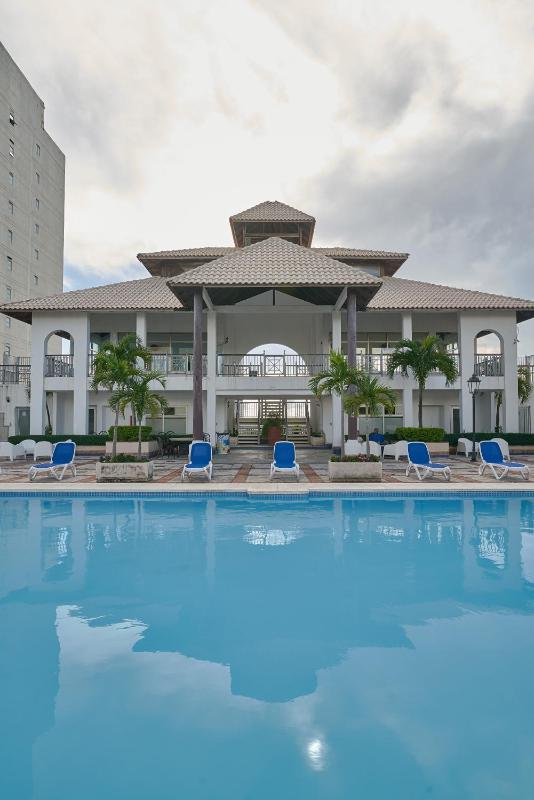 VIP Exclusive One Bedroom Apartment - image 11