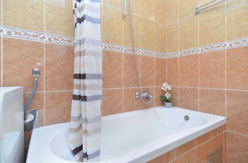 Apartment 2207 - image 15