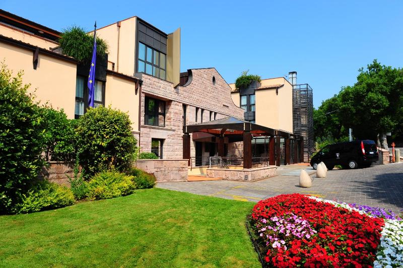 BV Grand Hotel Assisi - image 1