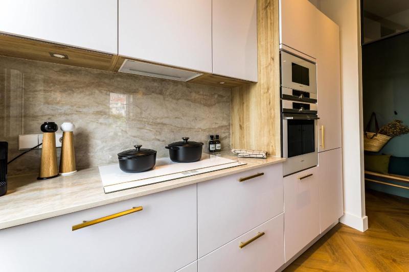 HYGGE KEYWEEK Apt 2 bedrooms with parking in Biarritz city center - image 30
