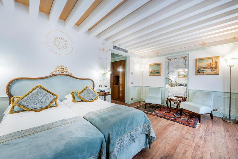 Junior Suite image 4