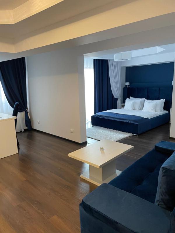 Suite image 3