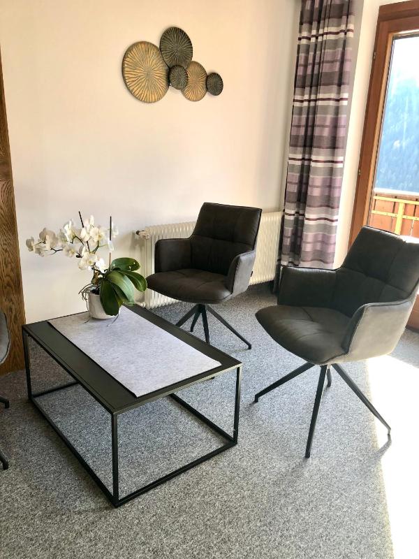 Triple Room with Balcony image 2