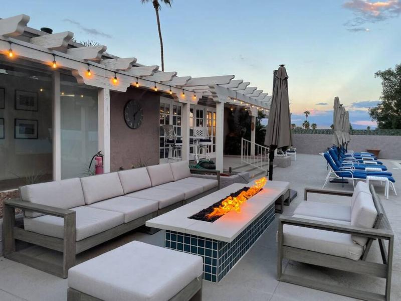Near Downtown Palm Springs 7 BD 7 BTH 80FT Pool Pickleball - image 48