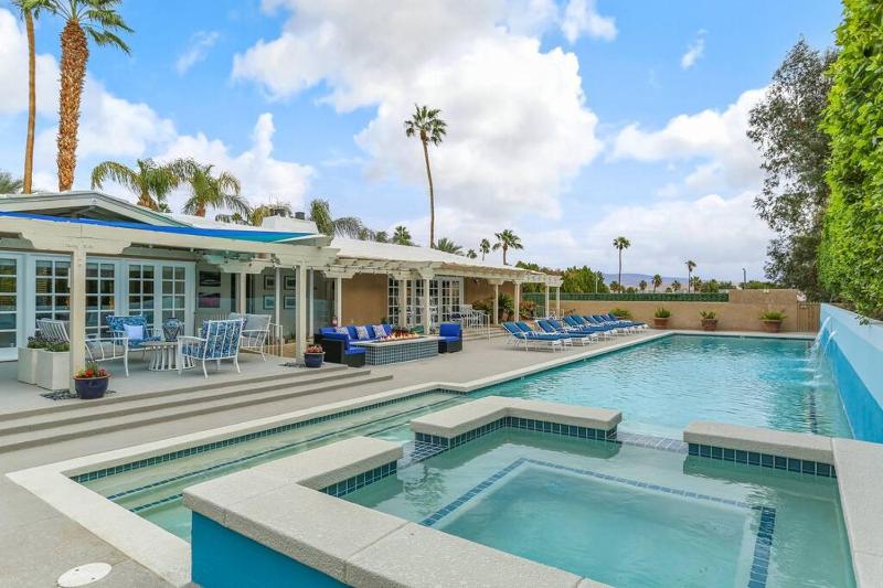 Near Downtown Palm Springs 7 BD 7 BTH 80FT Pool Pickleball - image 40
