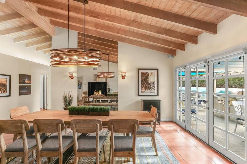 Near Downtown Palm Springs 7 BD 7 BTH 80FT Pool Pickleball - image 41