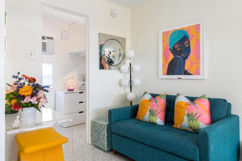 Queen Suite image 4