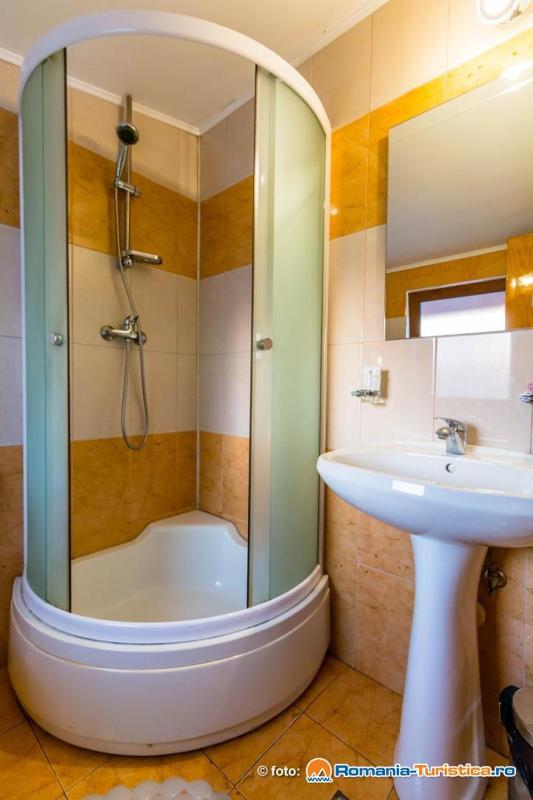 Double Room image 2