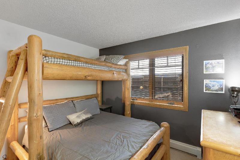 Phoenix 208 Townhouse - image 19