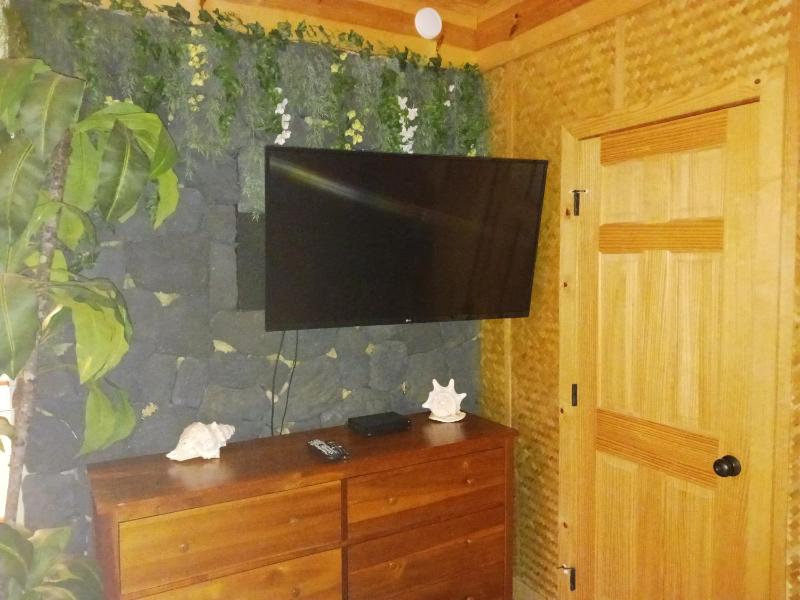 Deluxe King Suite image 4