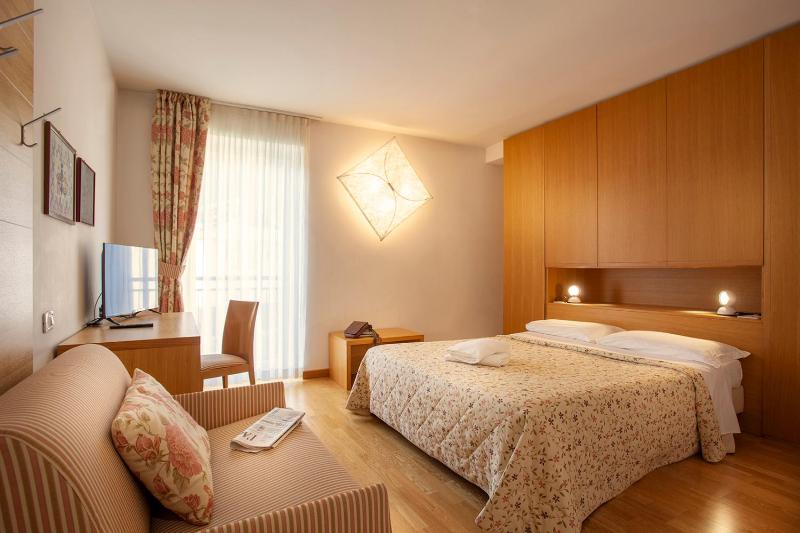Superior Double or Twin Room image 3