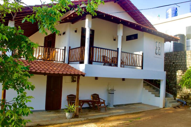 Emma's Sea View - image 7