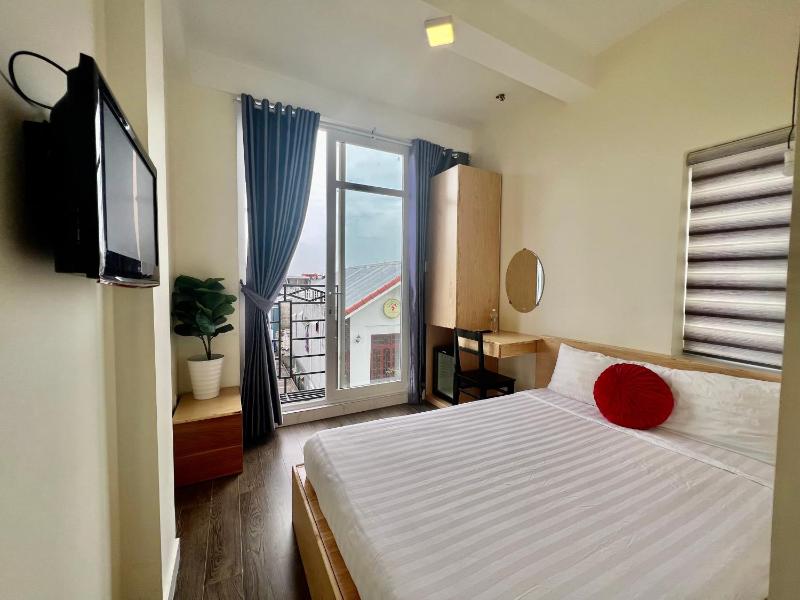 Single Room image 1