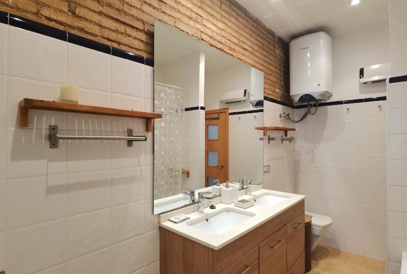 Enjoy Apartment 4 pax at Ruzafa with sunny terrace - image 12