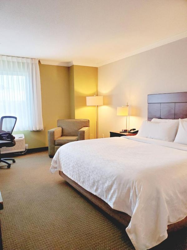 Standard Room image 2
