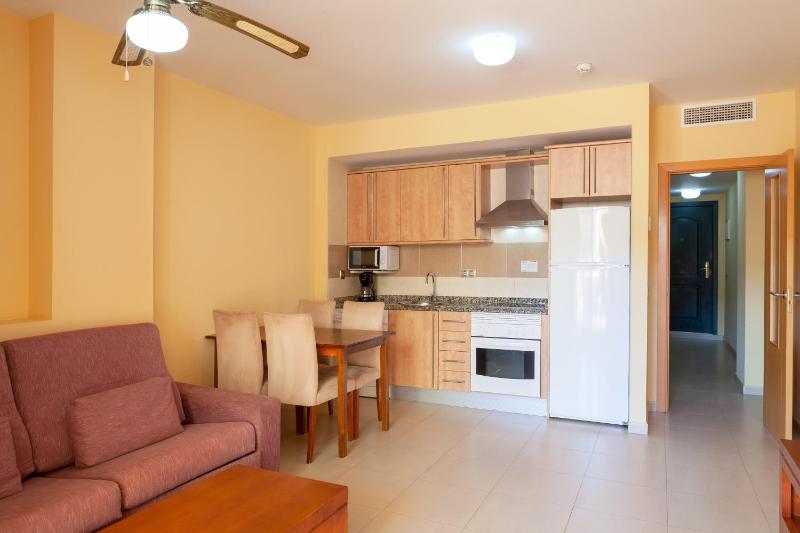 One-Bedroom Apartment image 2