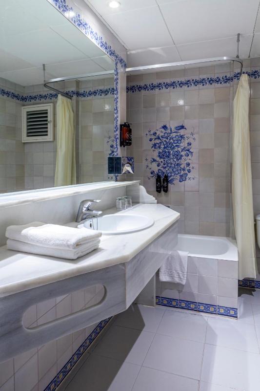Single Room image 1