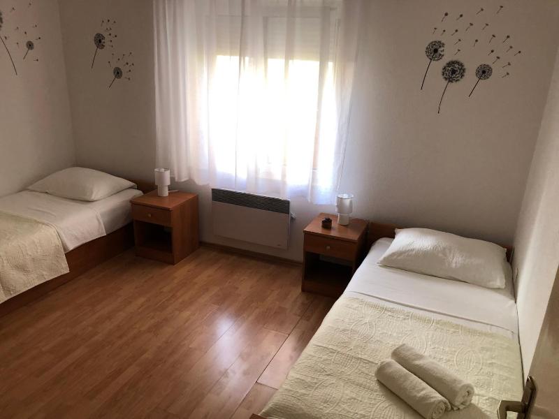Apartment image 3