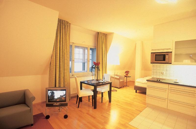 Comfort Double Room image 4