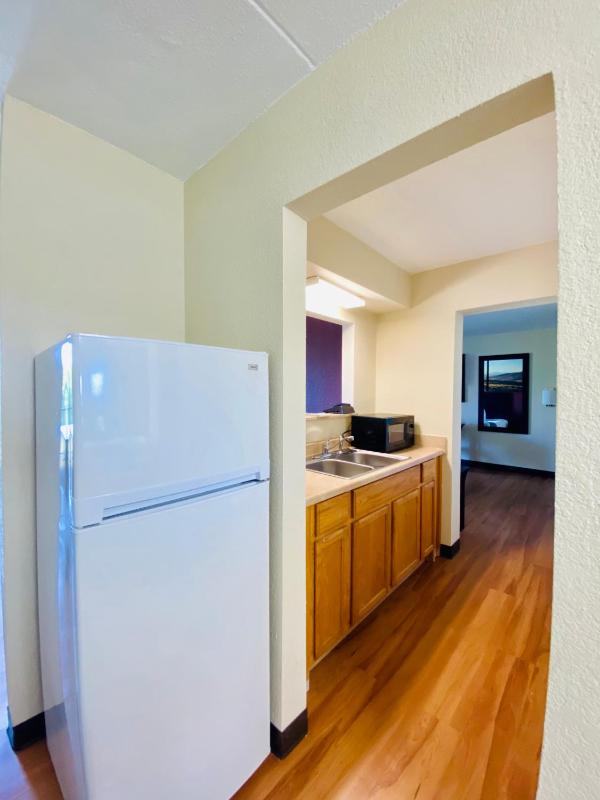 King Studio Suite - Non-Smoking image 2