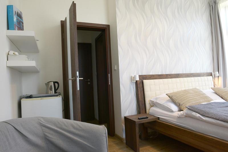 Standard Double Room image 2