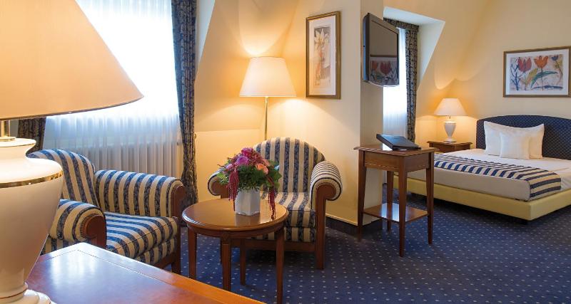 Superior Room image 4