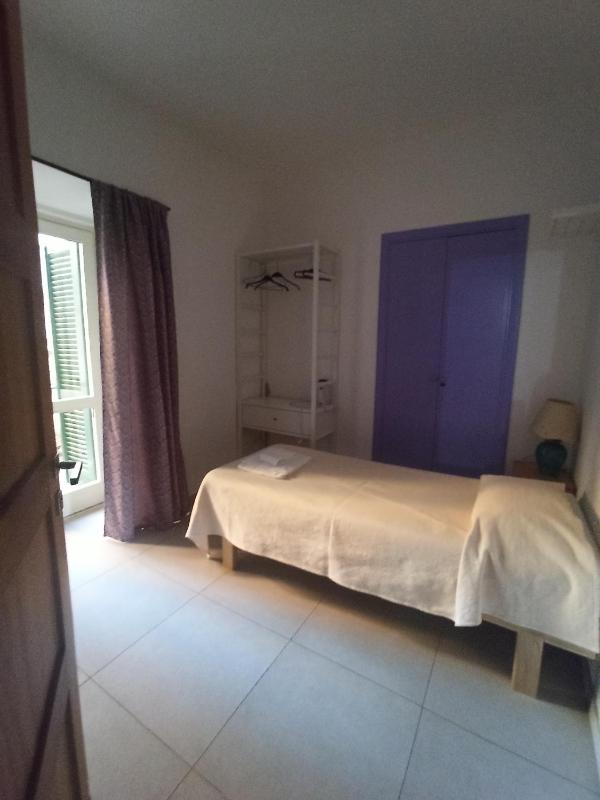 Single Room with Balcony image 1