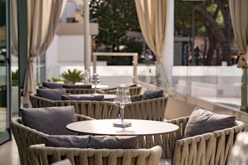 Hotel Continental - image 2