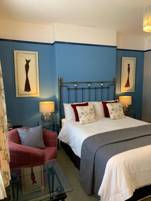 Superior Double Room image 4
