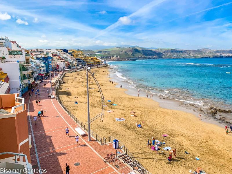 Apartment with Sea View image 1