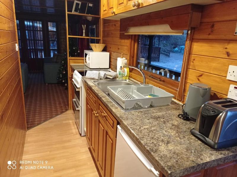 Two-Bedroom Chalet image 4