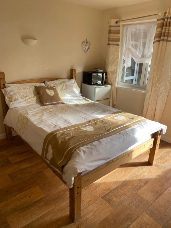 Clarendon Lodge - accommodation only - image 23