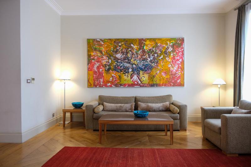 Superior Suite image 3