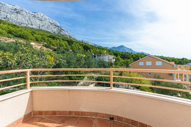 Family-friendly apartments with swimming pool Brela Makarska - 20066 - image 11