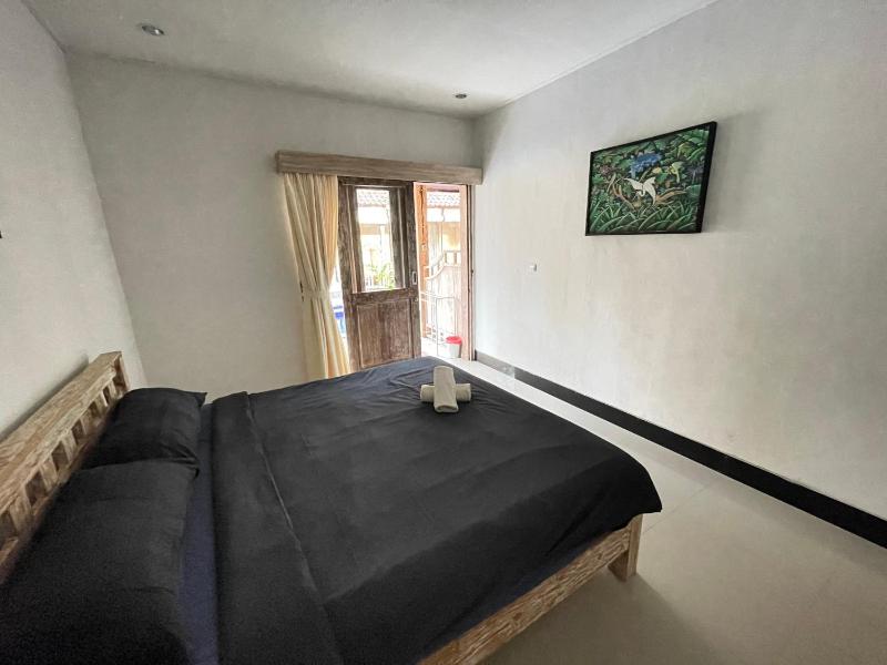 Belimbing Guest House Canggu - image 11