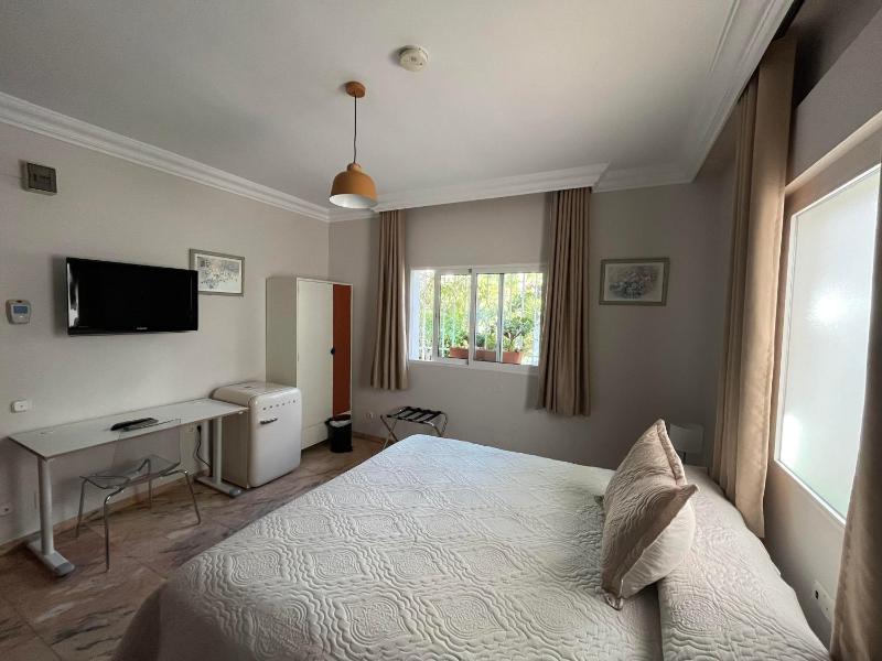Twin Room with Garden View image 1