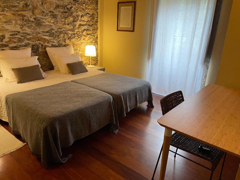 Double Room image 1