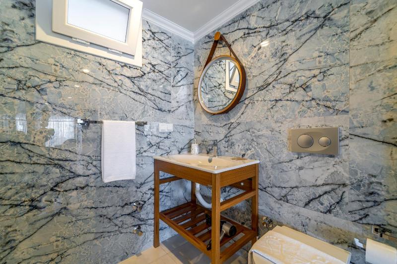 Nakas Suites - image 44