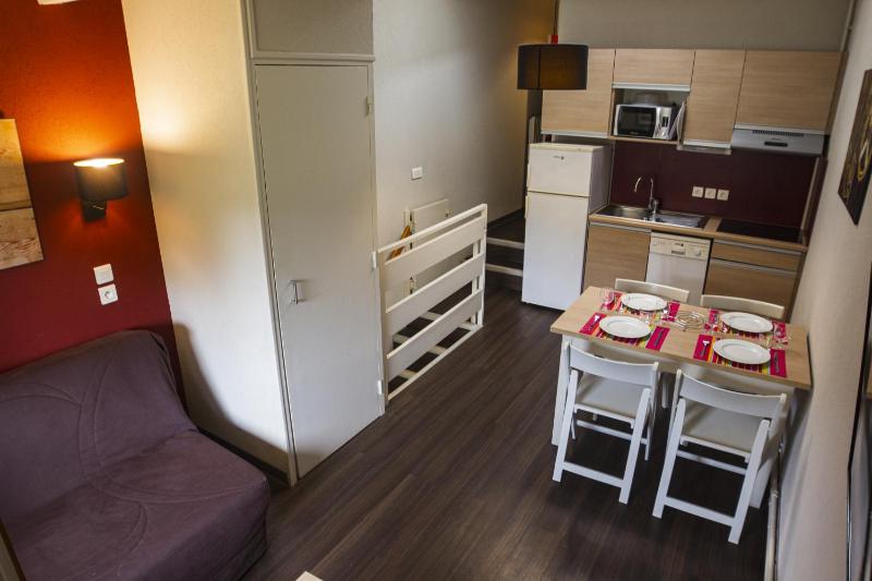 One-Bedroom Apartment image 1