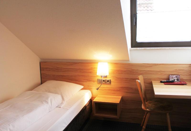 Single Room image 2
