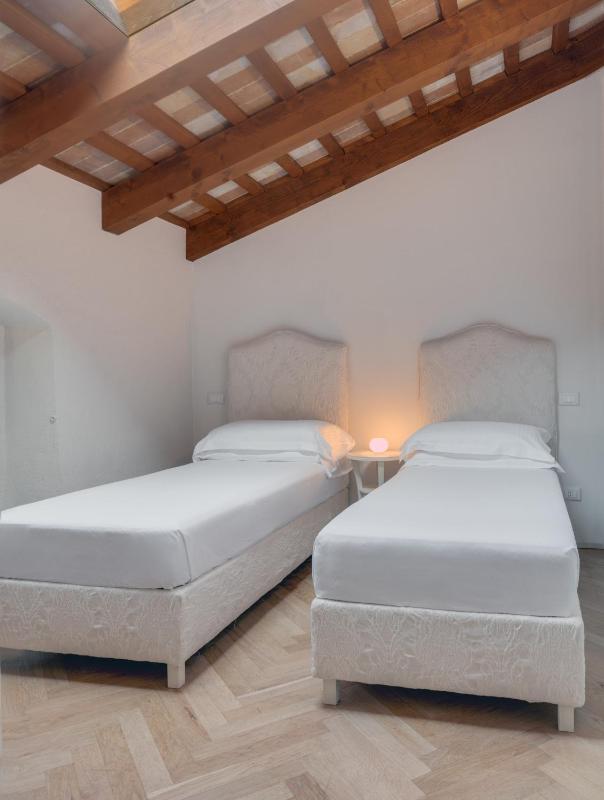 Rambaldi Apartments Casa nr 5 - image 9