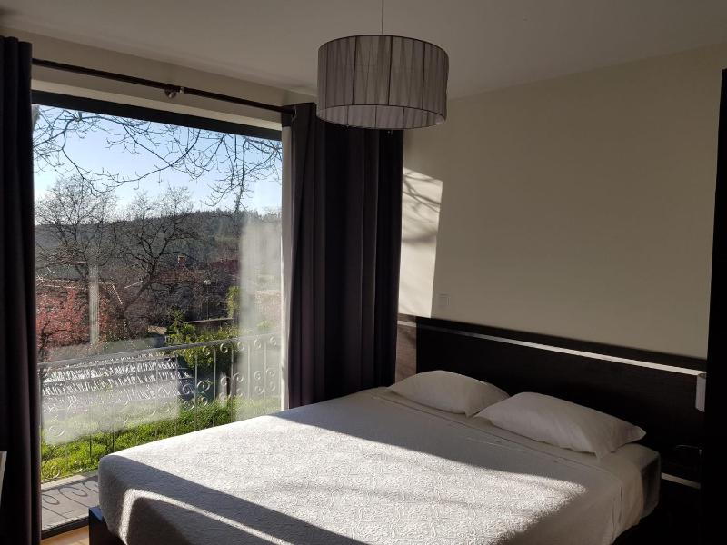 Family Suite with Balcony image 3