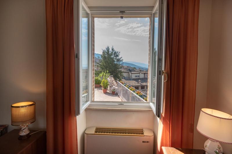 Superior Double Room image 4
