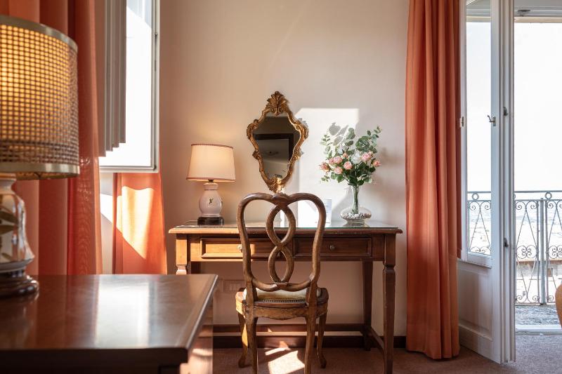 Superior Double Room image 3